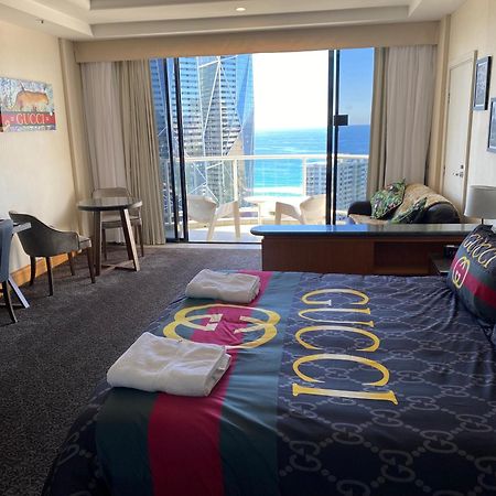 Luxury Privately Owned Ocean View Studio Apartments At O4Ks Gold Tower Gold Coast Bagian luar foto
