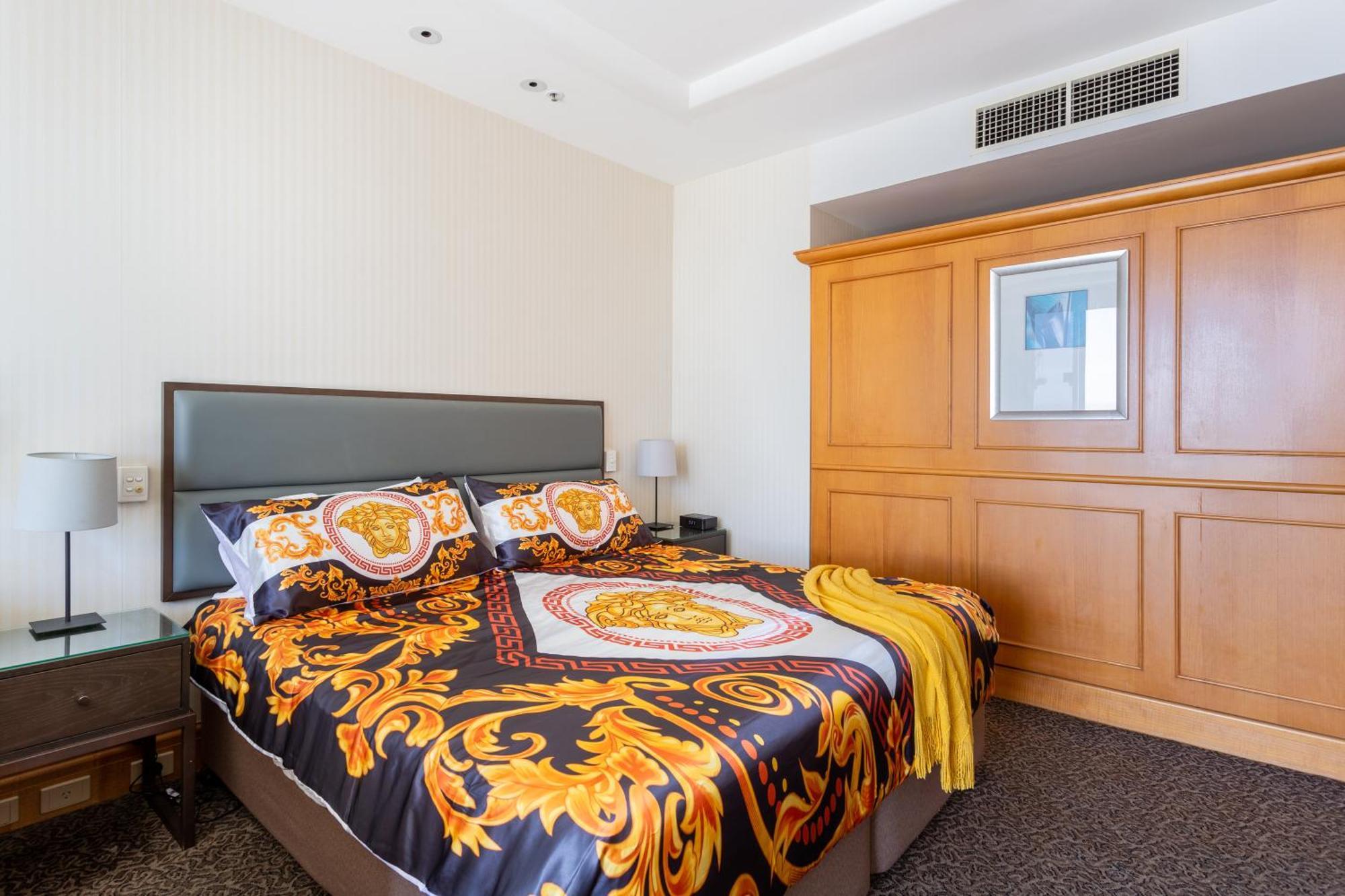 Luxury Privately Owned Ocean View Studio Apartments At O4Ks Gold Tower Gold Coast Ruang foto