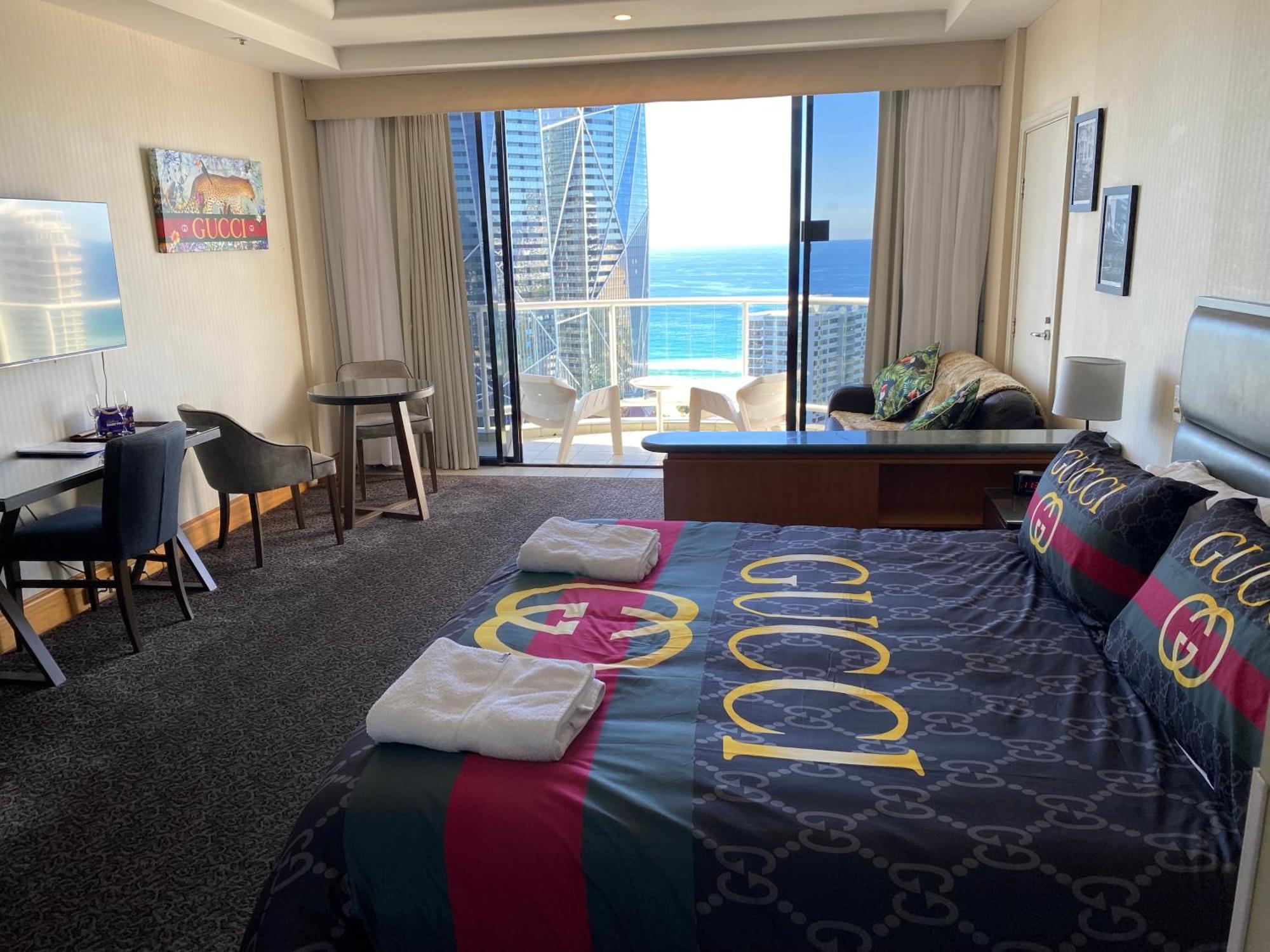 Luxury Privately Owned Ocean View Studio Apartments At O4Ks Gold Tower Gold Coast Bagian luar foto